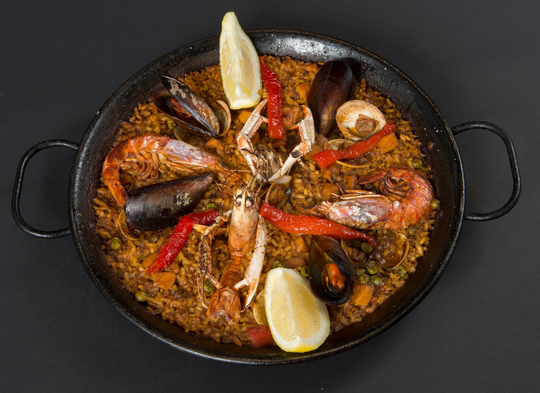Seafood paella