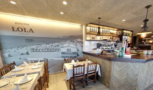 Rincón de Lola café area